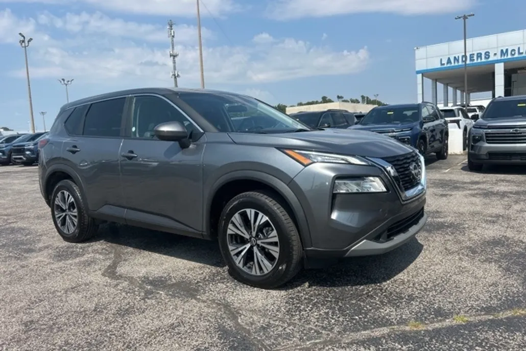 2023 Nissan Rogue SV photo 1