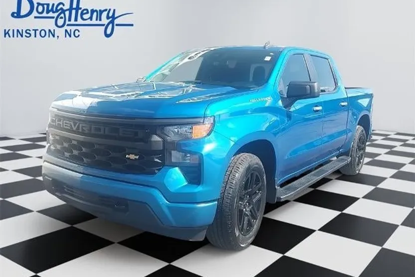 2023 Chevrolet Silverado 1500 Custom photo 1