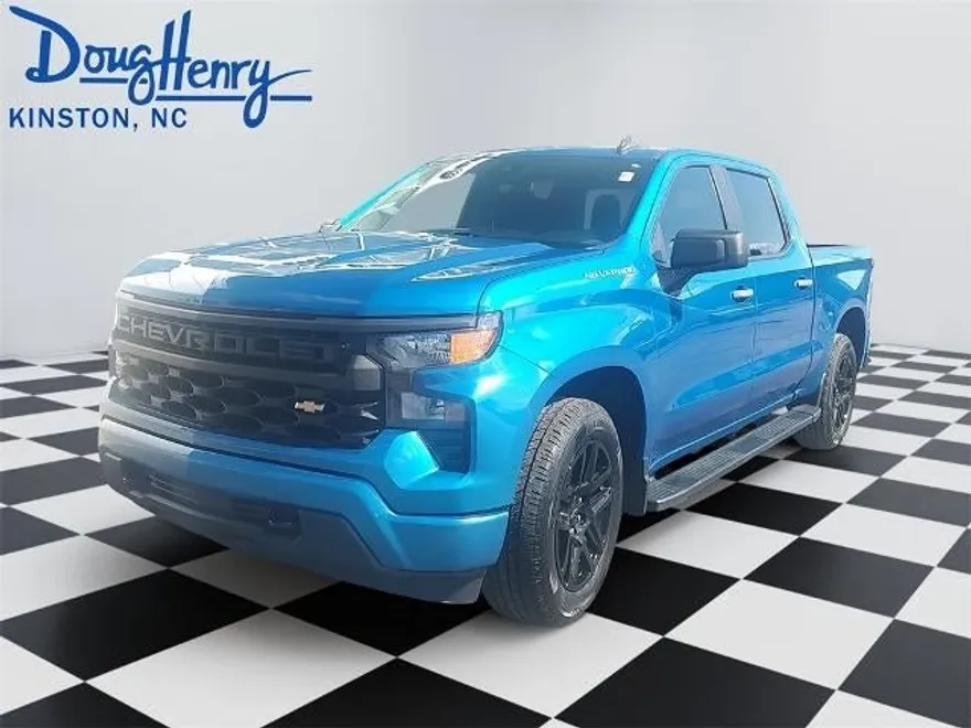 2023 Chevrolet Silverado 1500 Custom photo 1