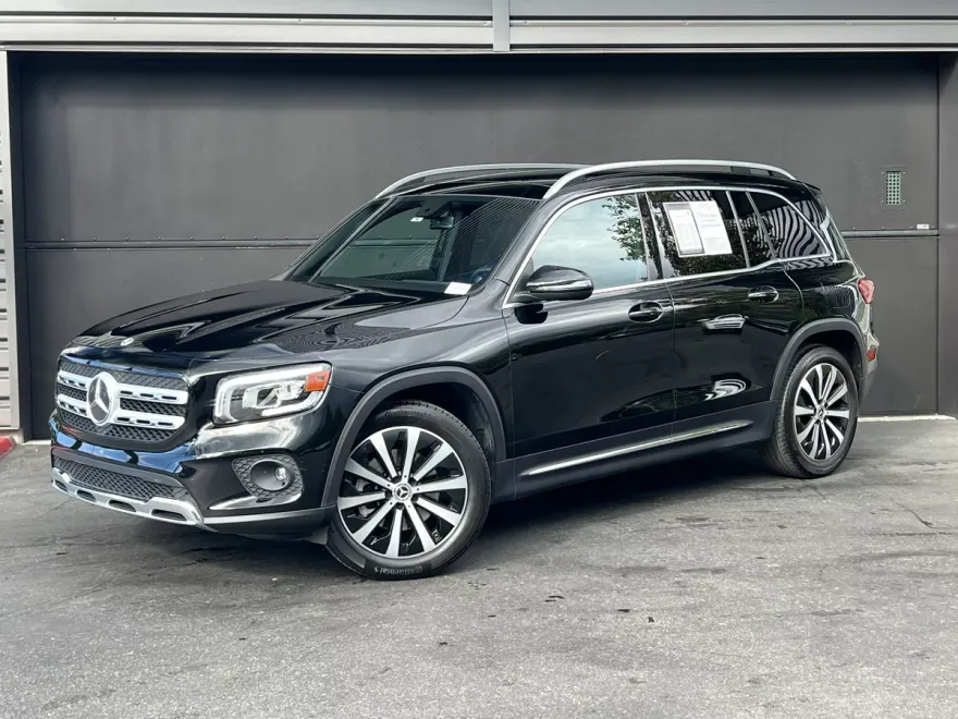 2020 Mercedes Benz GLB 250 4MATIC photo 1