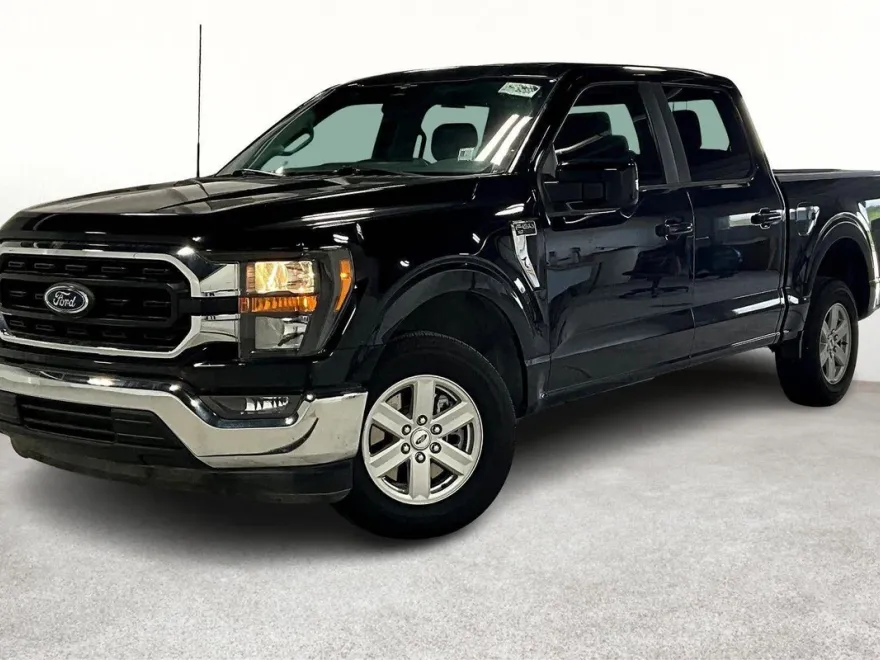2023 Ford F-150 XLT photo 1