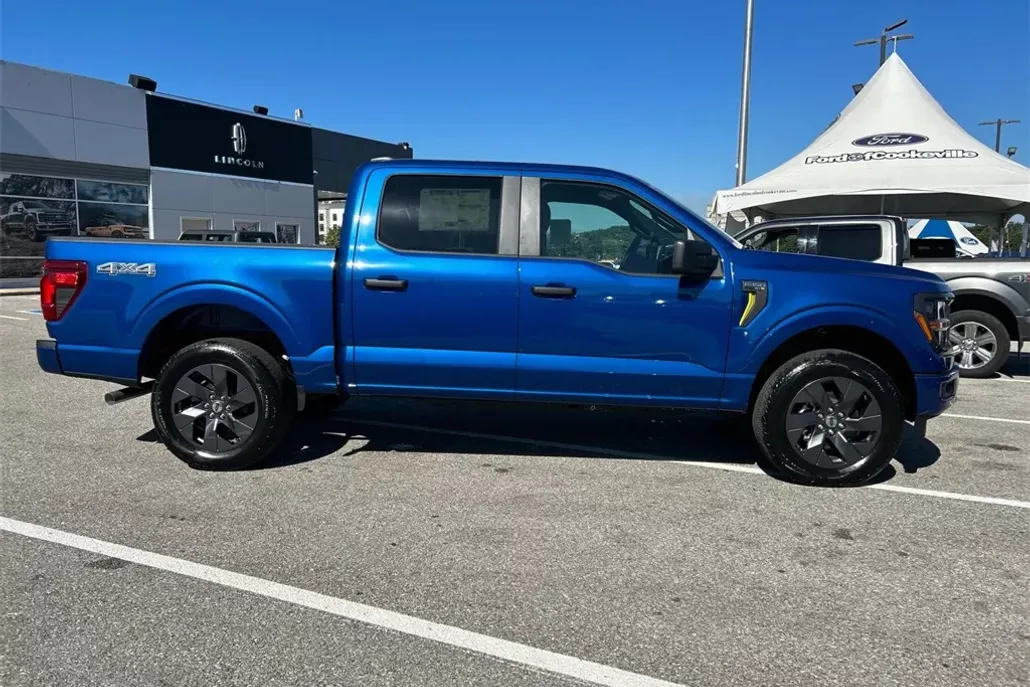 2025 Ford F-150 STX photo 1