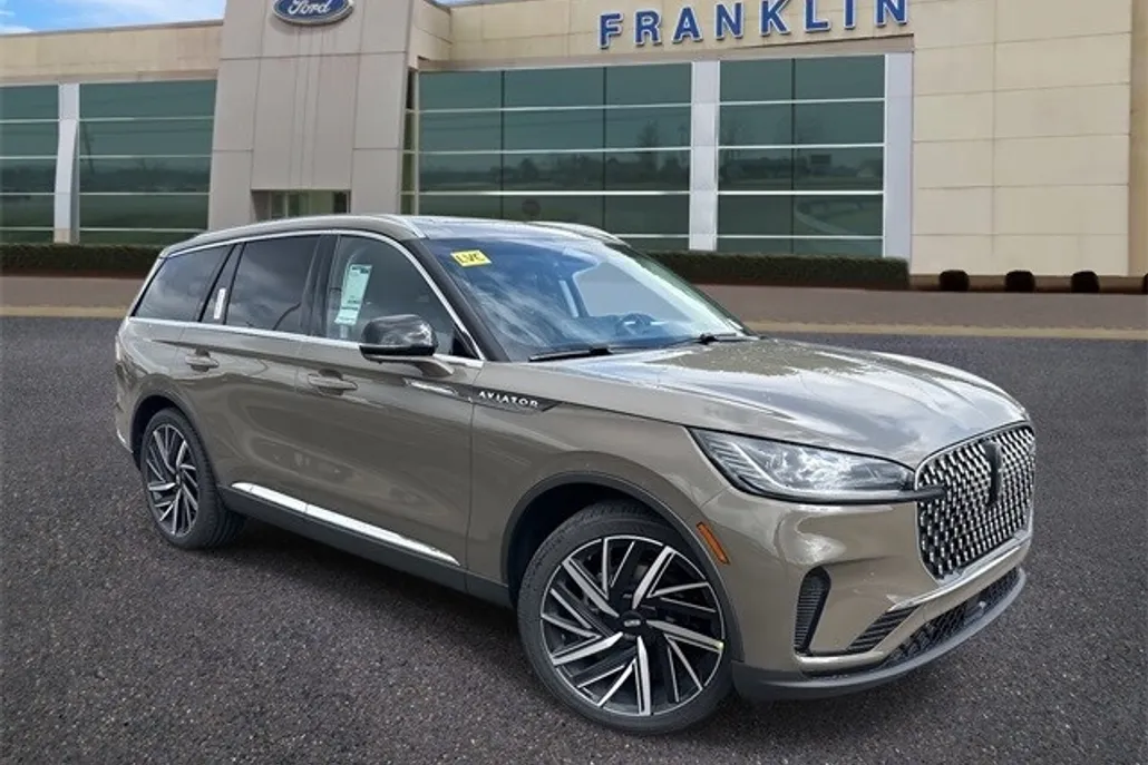 2025 Lincoln Aviator Reserve photo 1