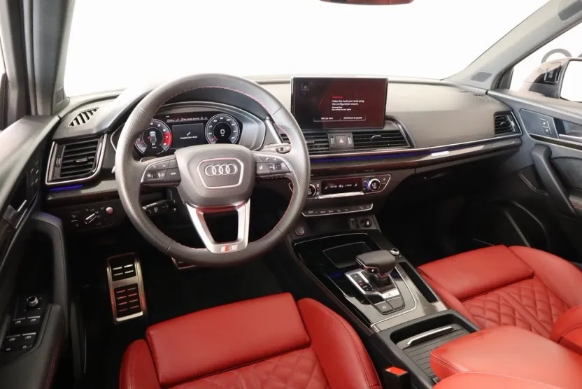 2024 Audi SQ5 Prestige photo 1