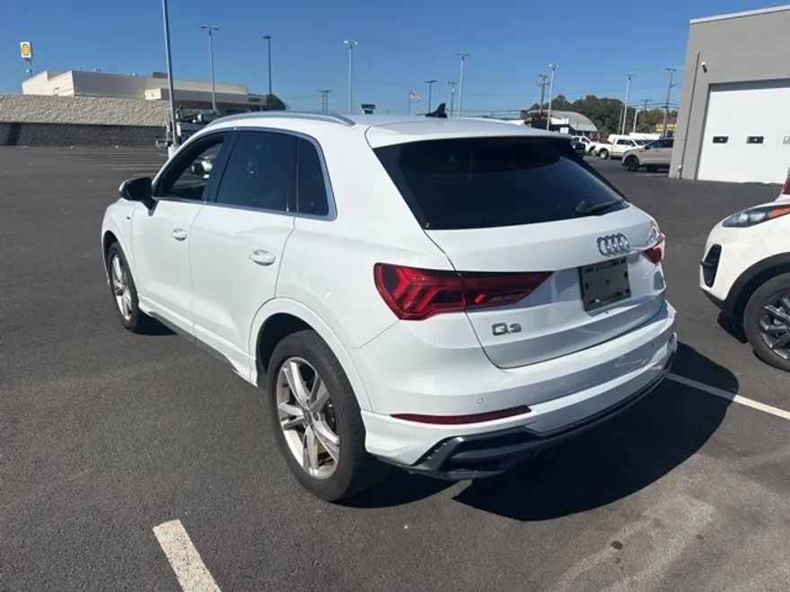 2020 Audi Q3 Premium Plus S line photo 1