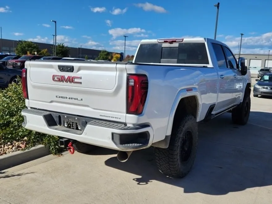 2024 Gmc Sierra HD Denali photo 1