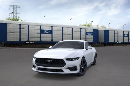 2025 Ford Mustang EcoBoost photo 2
