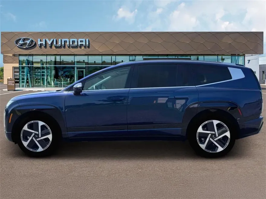 2026 Hyundai Ioniq Limited photo 1