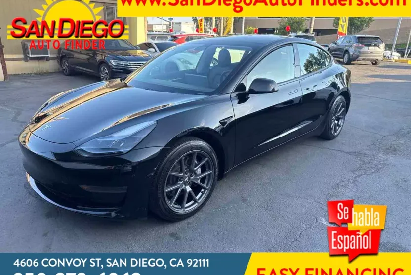 2021 Tesla Model 3 Standard Range Plus photo 1