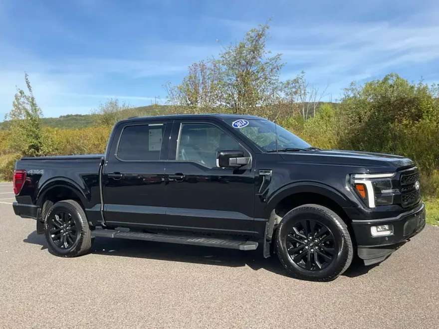 2024 Ford F-150 Lariat photo 1