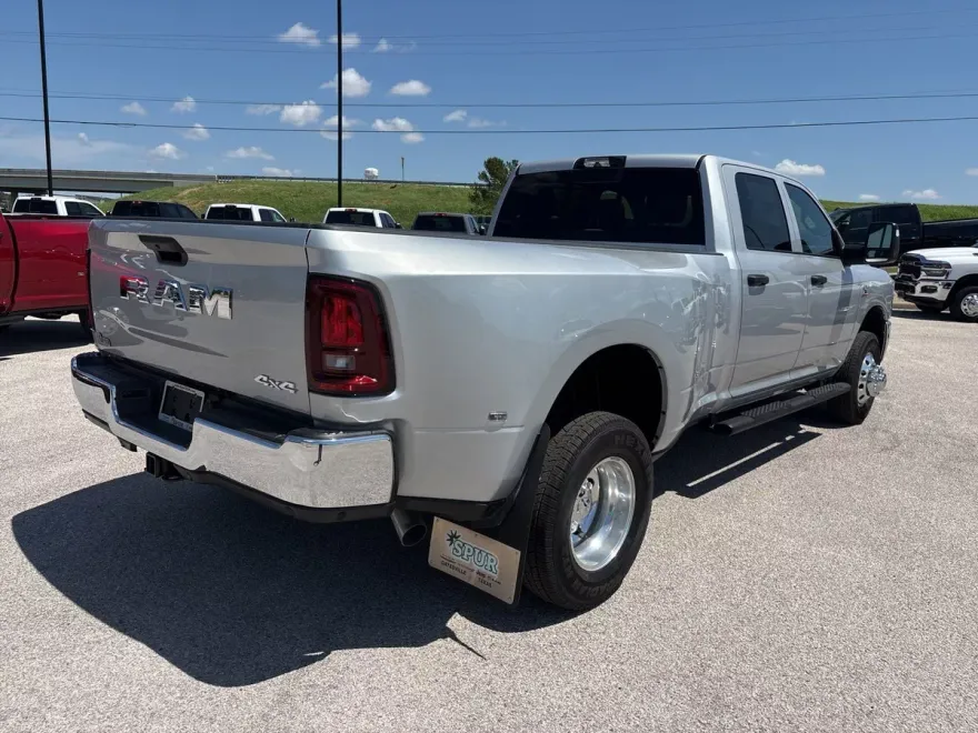 2026 Ram 3500 Tradesman photo 1