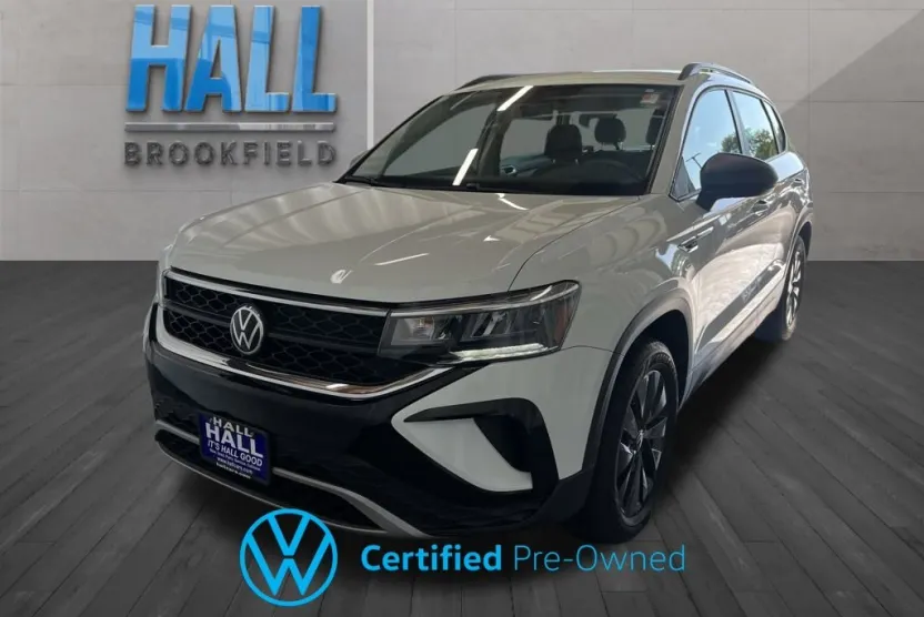 2022 Volkswagen Taos S photo 1