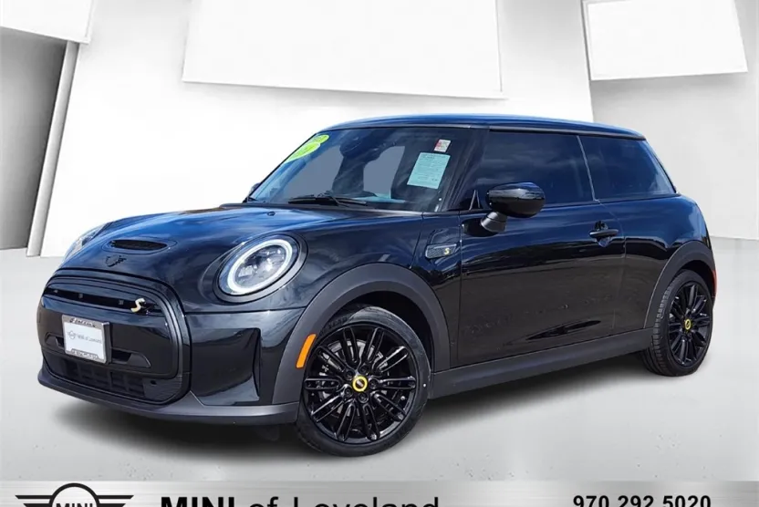 2024 Mini Cooper 2 Door Hardtop SE photo 1