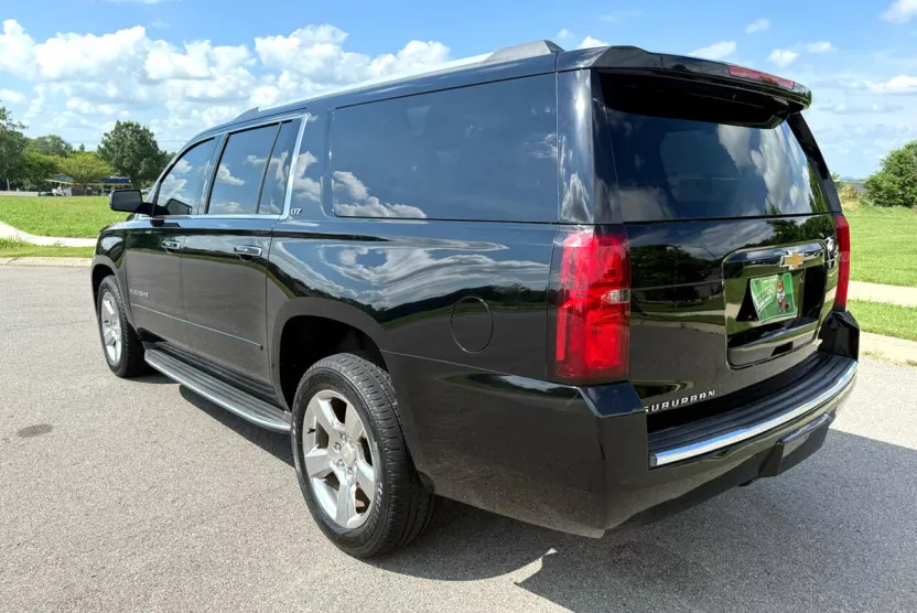 2016 Chevrolet Suburban 1500 LTZ photo 1