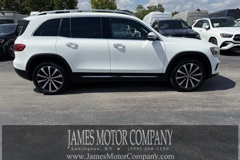 2022 Mercedes Benz GLB 250 4MATIC photo 1