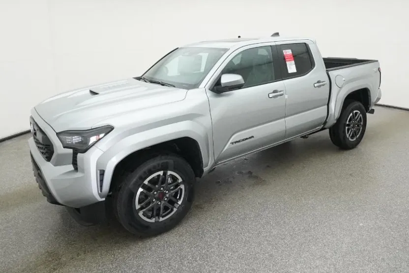 2025 Toyota Tacoma TRD Sport Double Cab photo 1