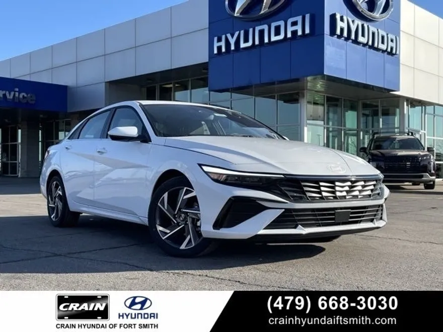 2025 Hyundai Elantra SEL Convenience photo 1
