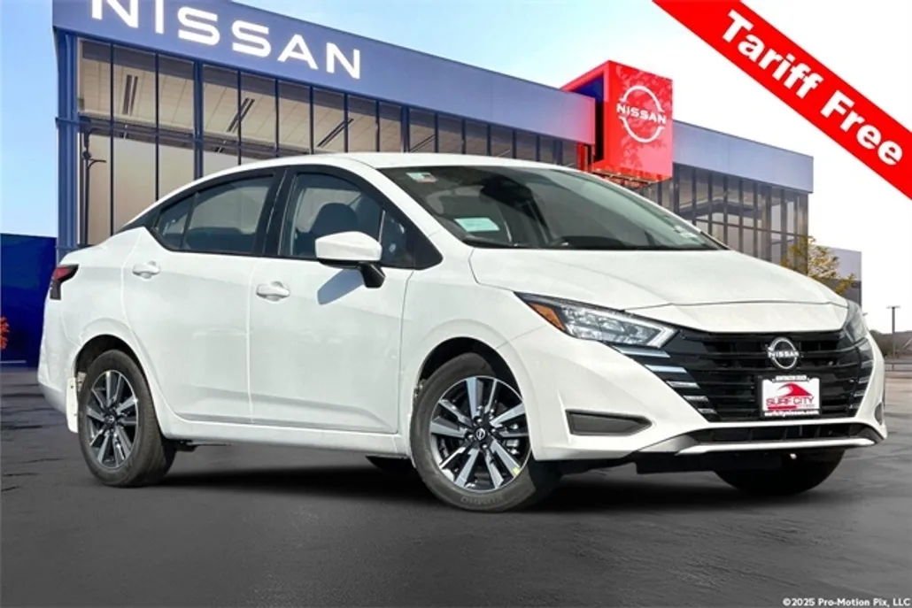 2025 Nissan Versa 1.6 SV photo 1