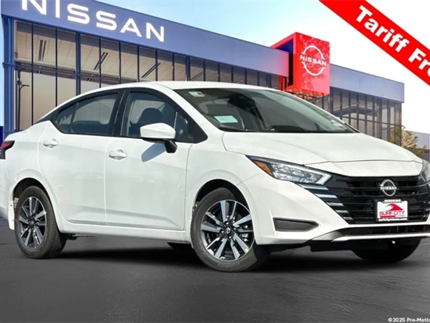 2025 Nissan Versa 1.6 SV photo 1