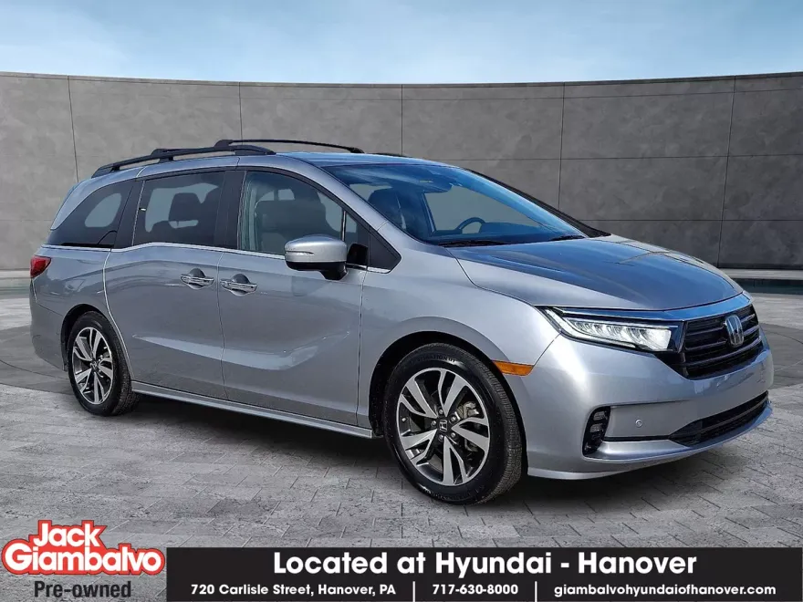 2021 Honda Odyssey Touring photo 1