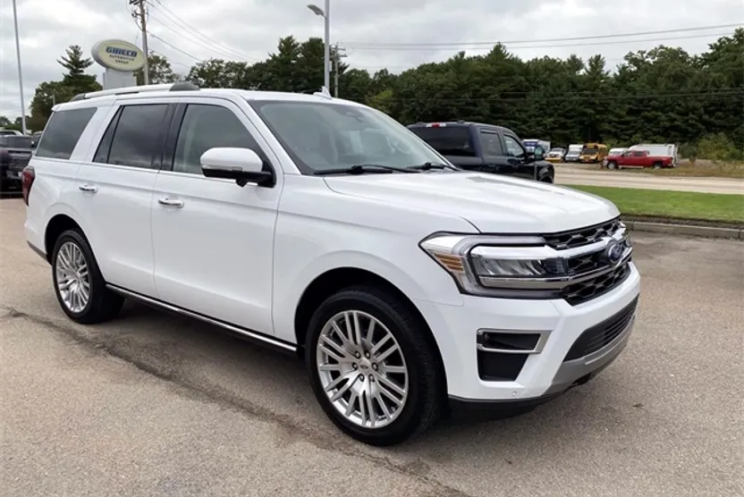 2024 Ford Expedition Limited photo 1