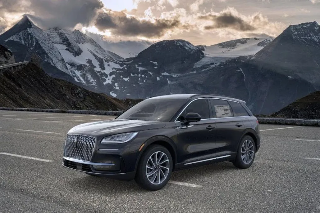 2025 Lincoln Corsair Premiere photo 1