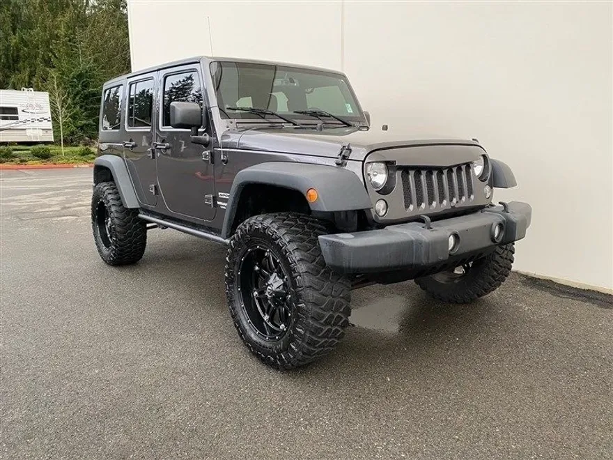 2014 Jeep Wrangler Unlimited Sport photo 1