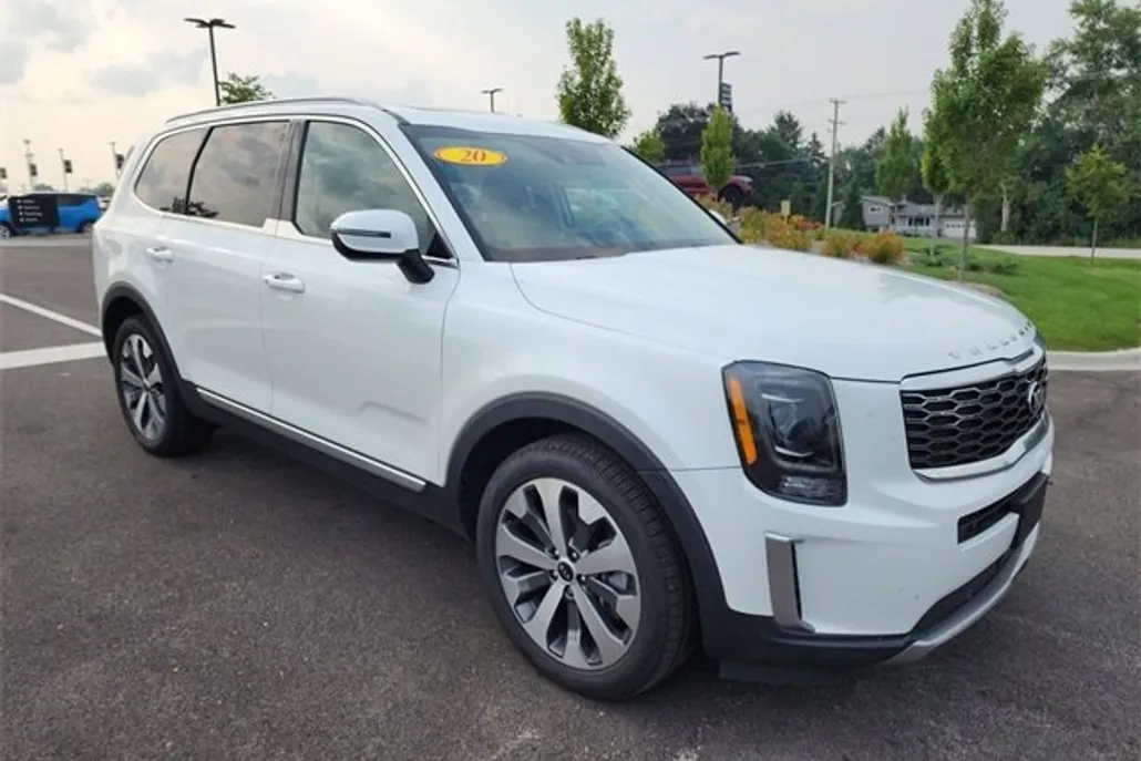 2020 Kia Telluride S photo 1