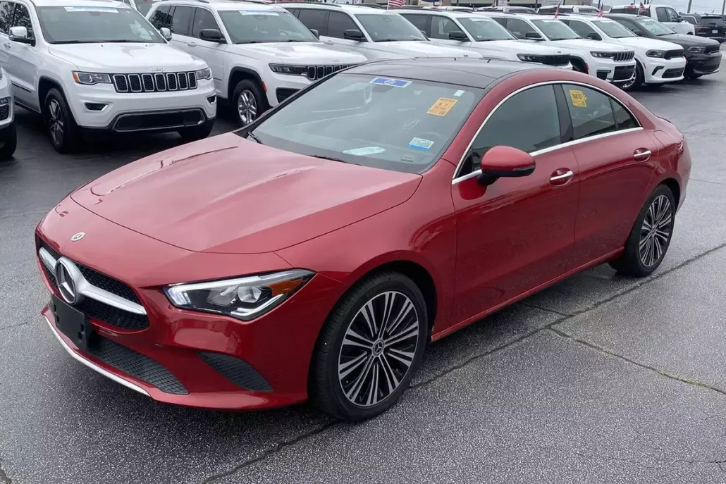 2022 Mercedes Benz CLA 250 4MATIC photo 1