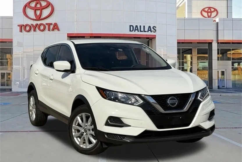 2022 Nissan Rogue Sport S photo 1