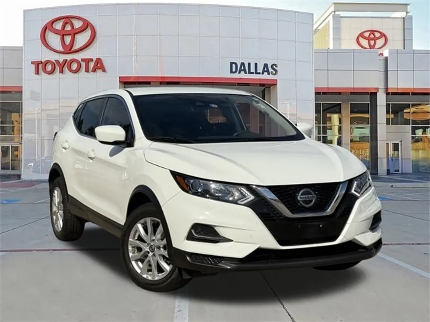2022 Nissan Rogue Sport S photo 1