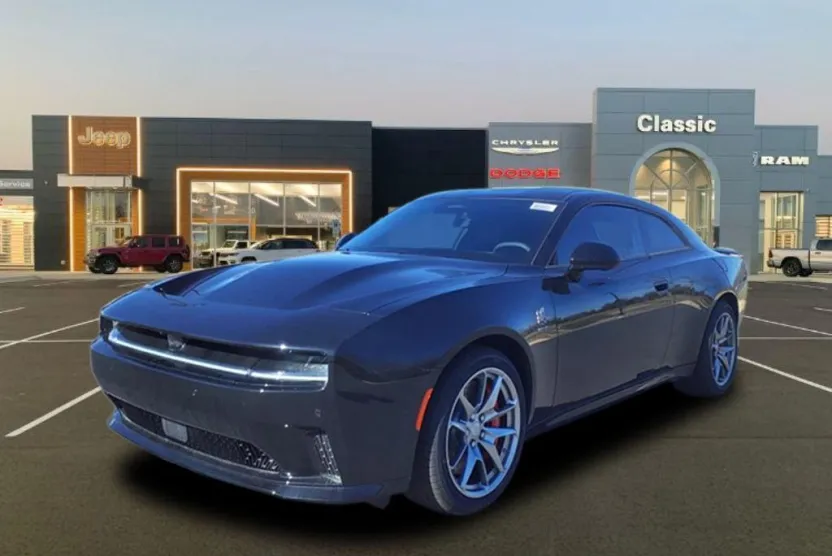 2025 Dodge Charger Daytona Scat Pack photo 1