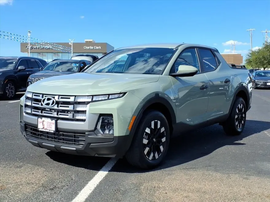 2026 Hyundai Santa Cruz SE photo 1