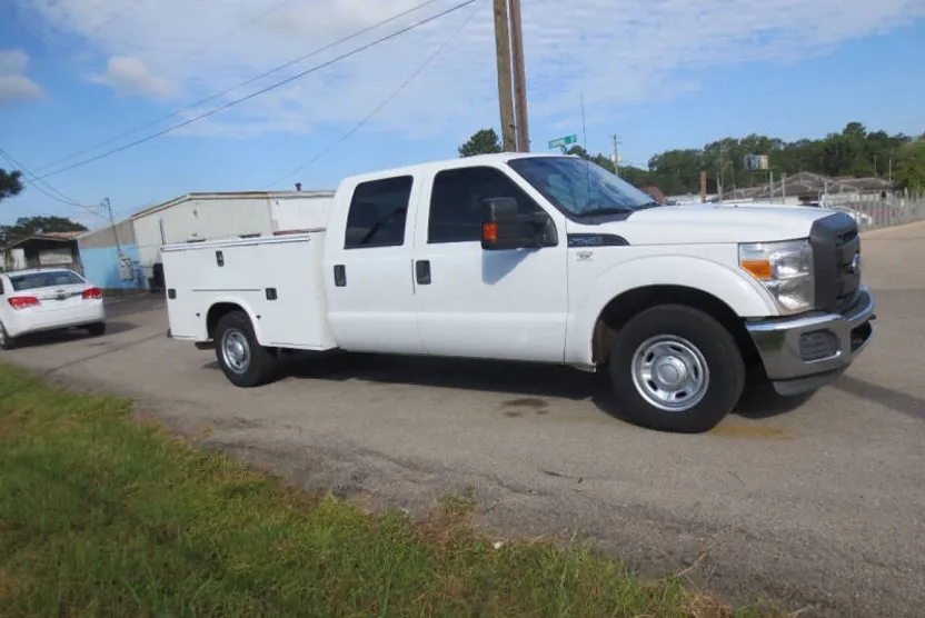 2015 Ford F-250 XL photo 1