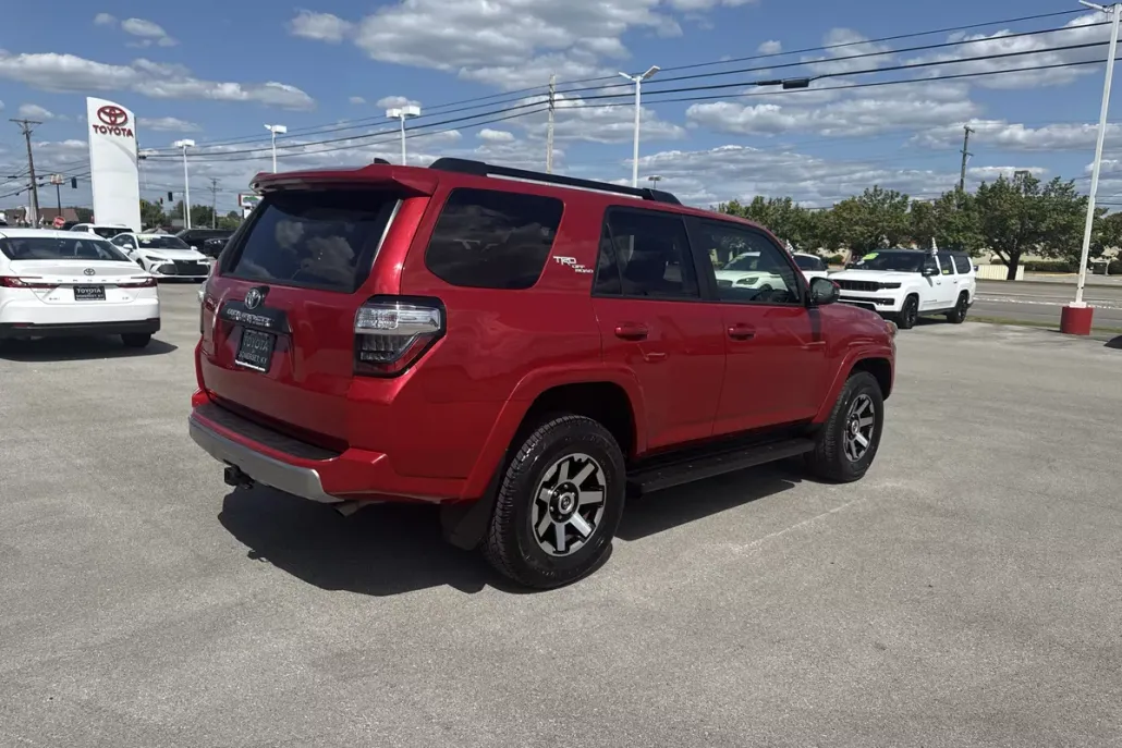 2024 Toyota 4Runner TRD Premium photo 1