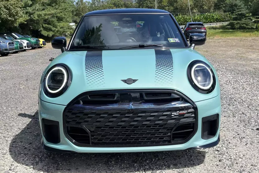 2026 Mini Cooper 2 Door Hardtop S Iconic photo 1