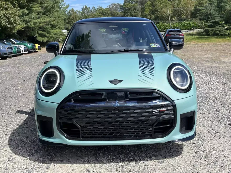 2026 Mini Cooper 2 Door Hardtop S Iconic photo 1