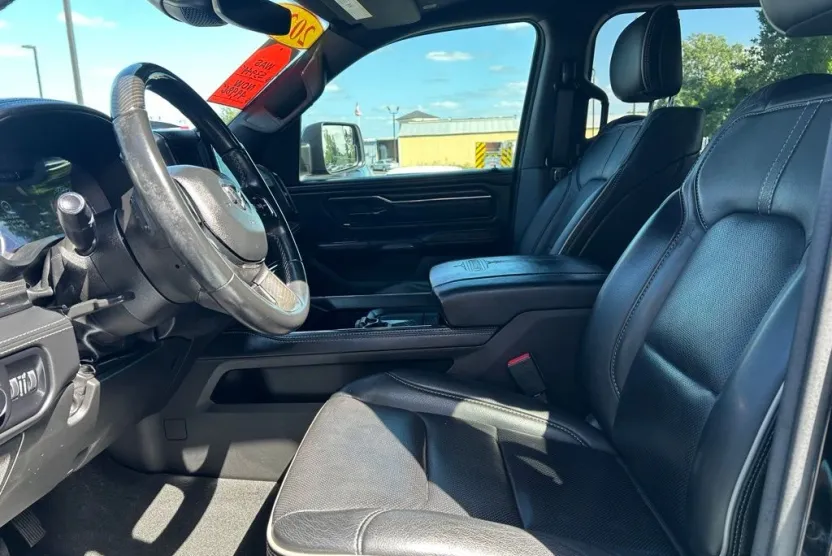 2022 Ram 1500 Limited photo 1