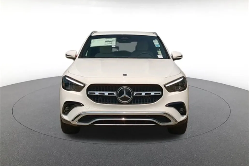 2025 Mercedes Benz GLA 250 4MATIC photo 1