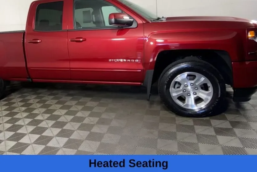 2019 Chevrolet Silverado LT photo 1