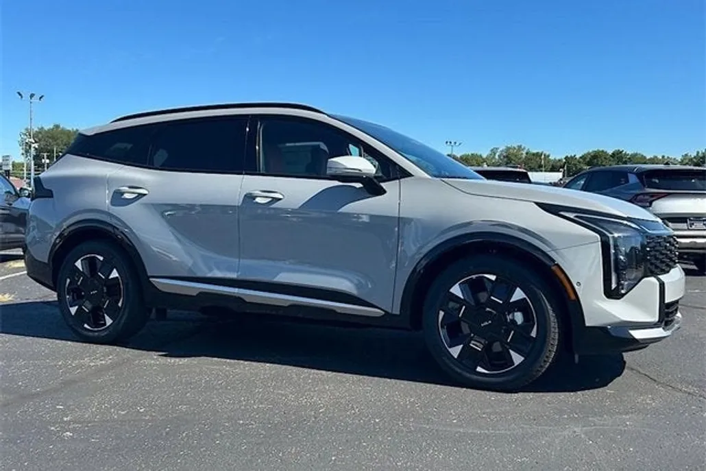 2026 Kia Sportage photo 1