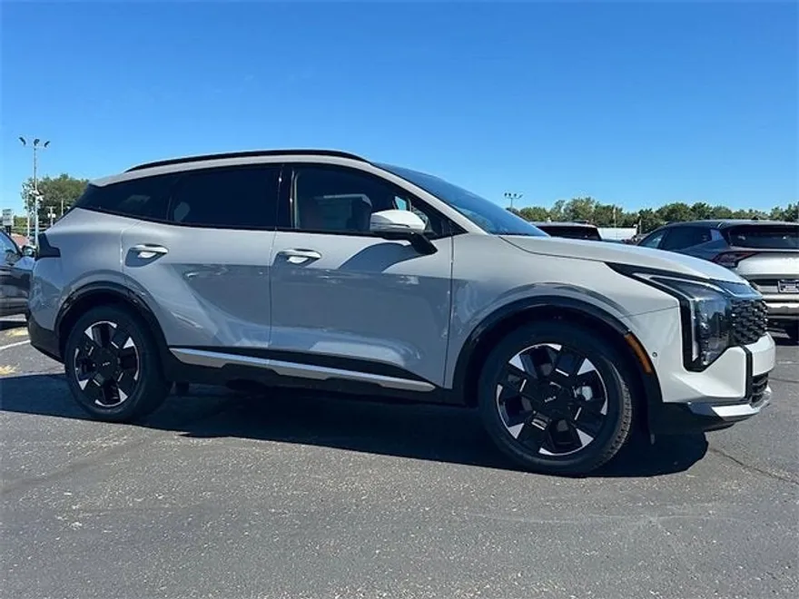 2026 Kia Sportage photo 1