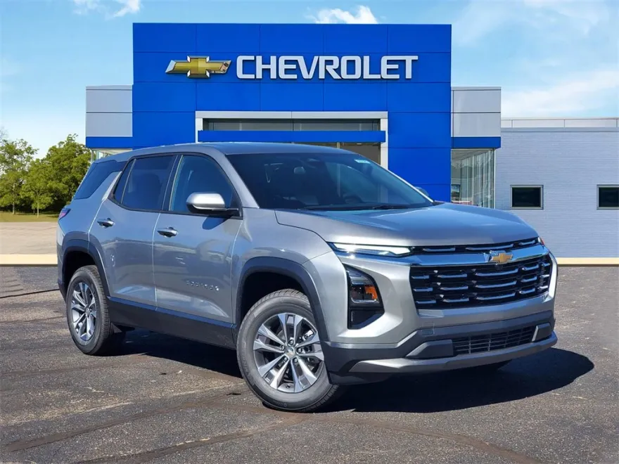 2026 Chevrolet Equinox LT photo 1
