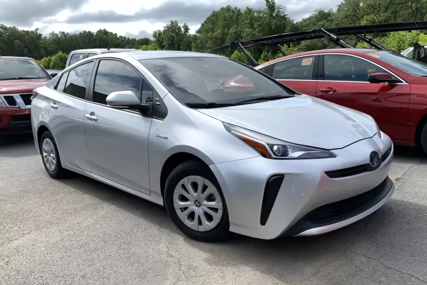 2021 Toyota Prius photo 1