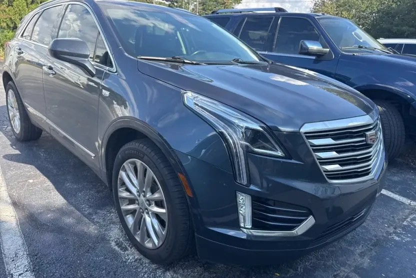 2019 Cadillac XT5 Premium Luxury photo 1