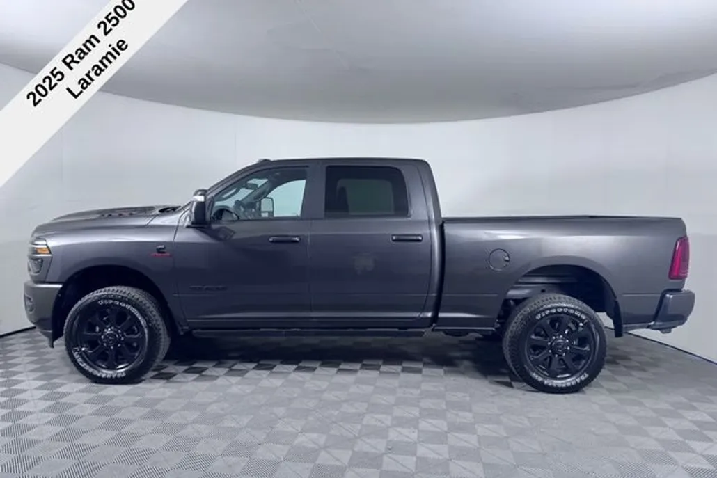 2025 Toyota RAV4 Laramie photo 1