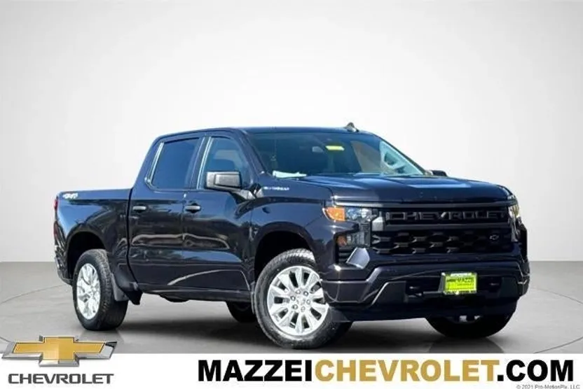 2022 Chevrolet Silverado 1500 Custom photo 1