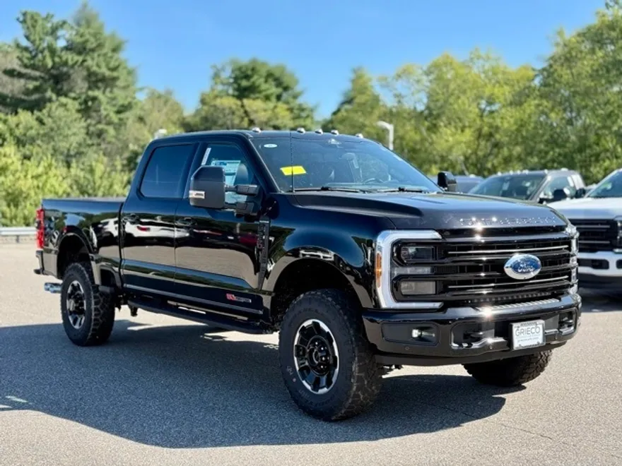 2026 Ford F-250 Platinum photo 1