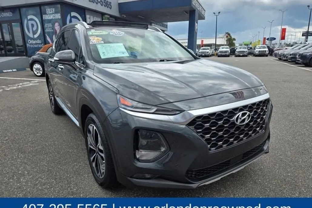 2020 Hyundai Santa Fe SEL photo 1