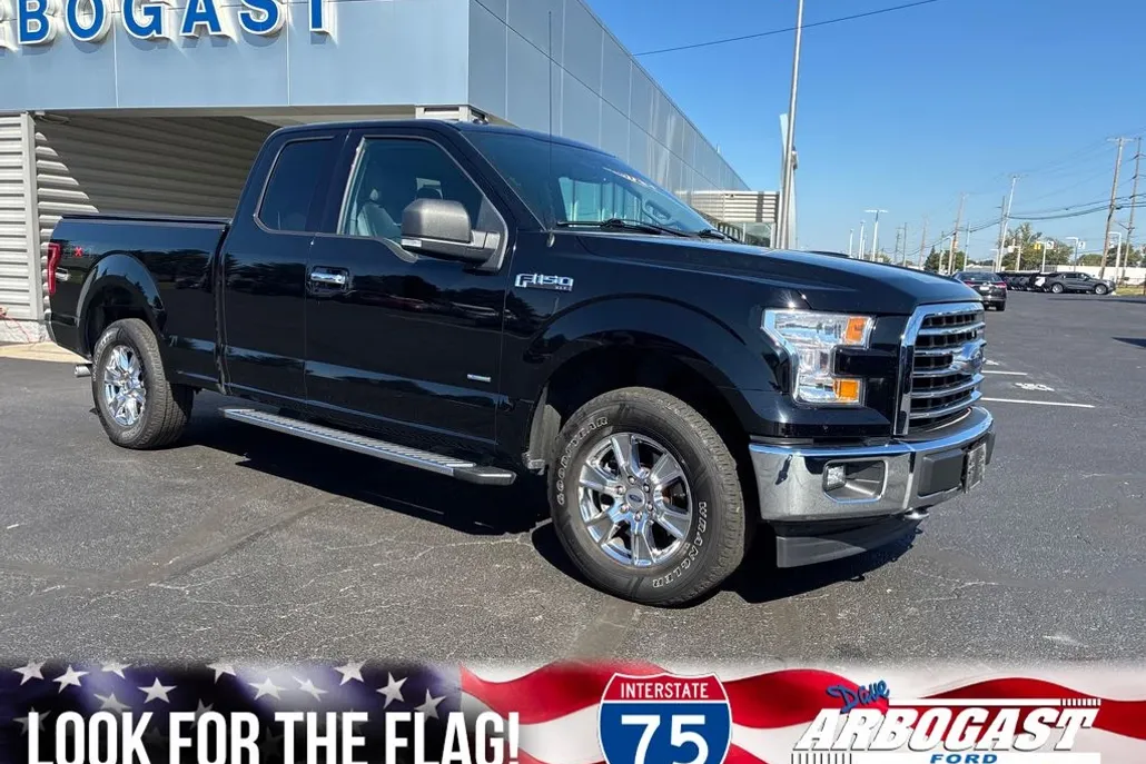 2017 Ford F-150 XLT photo 1